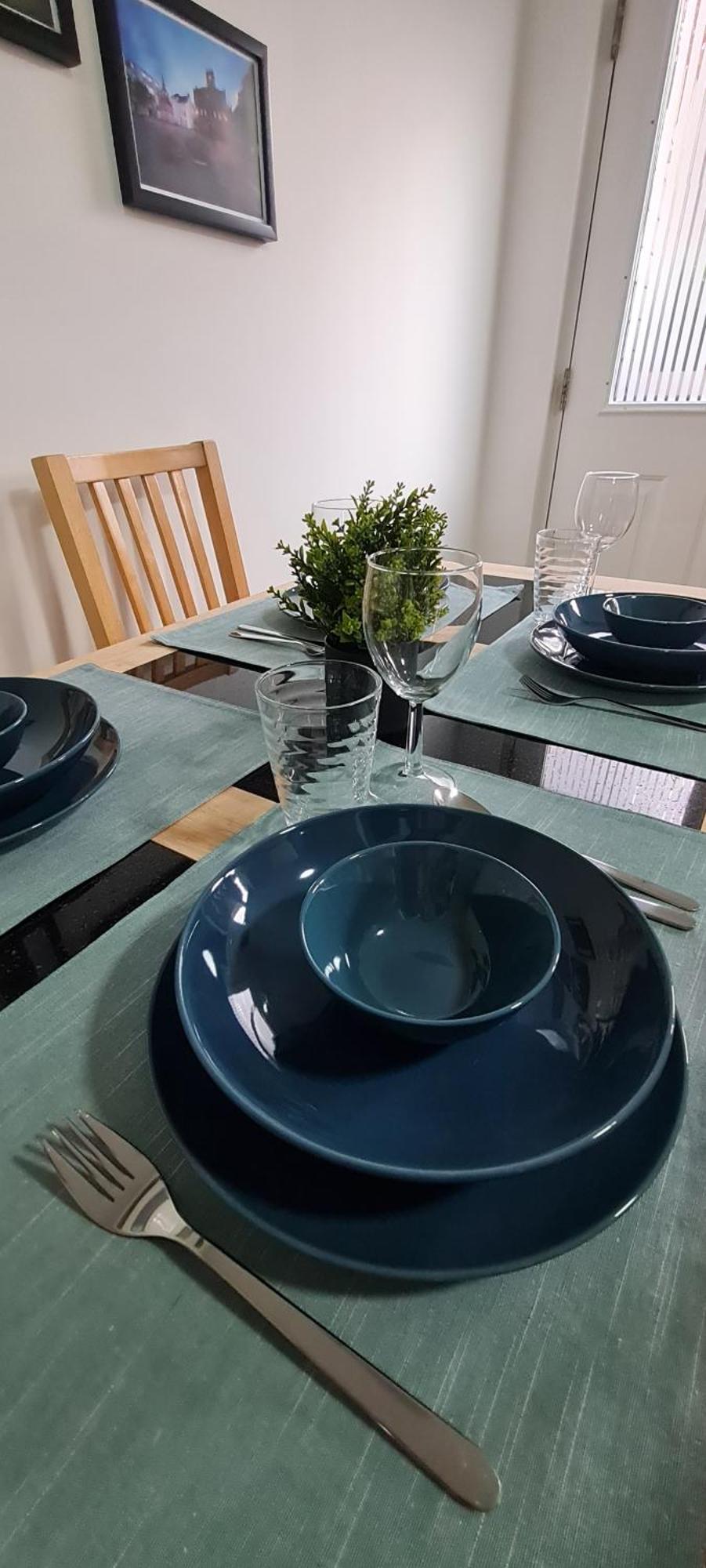 Stylish Home In Linlithgow With Free Parking Eksteriør bilde